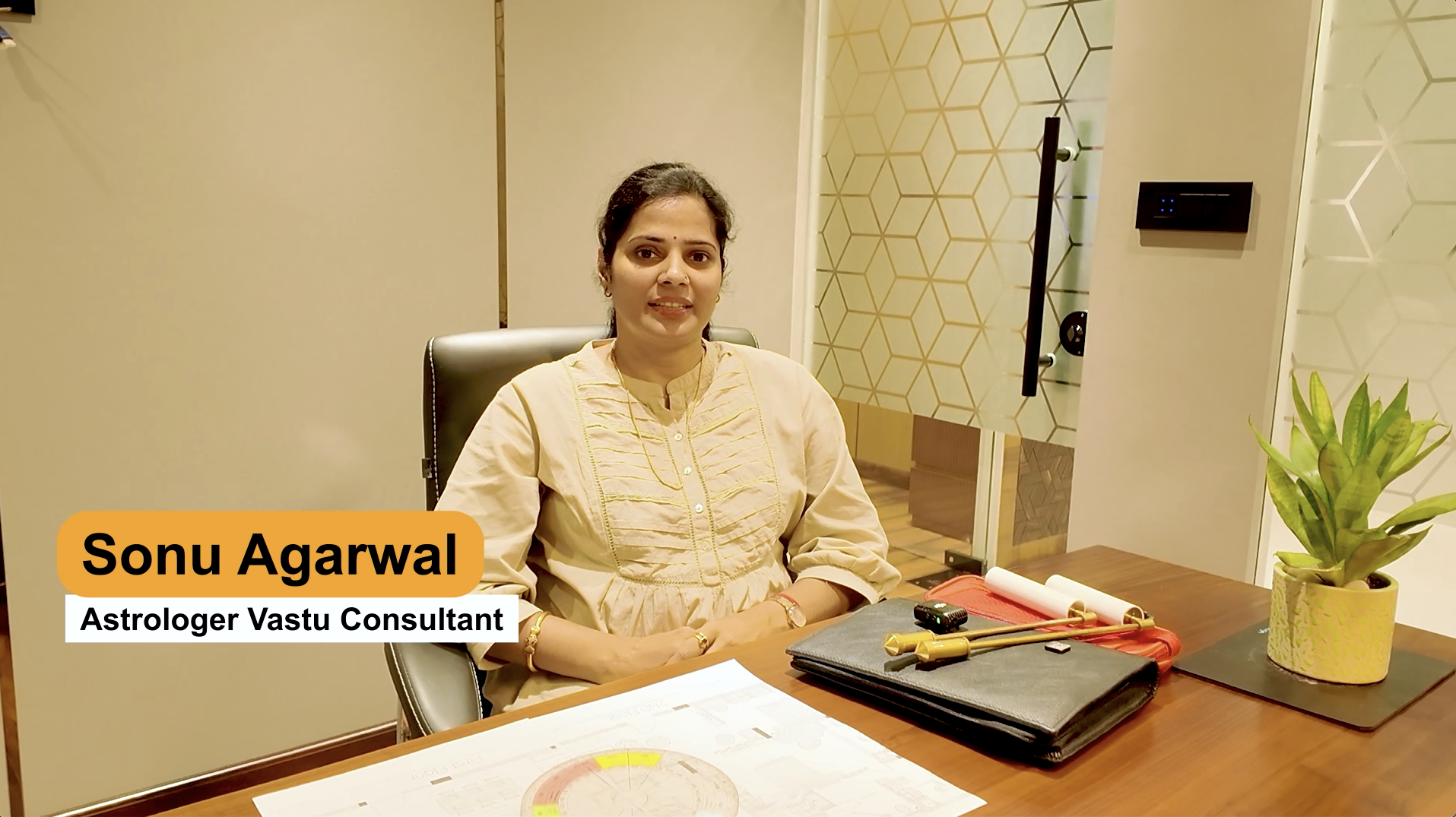 Sonu Aggarwal — Astrologer and Vastu Consultant